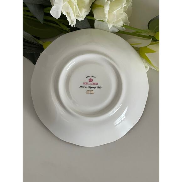 Royal Albert 100 Years Regency Blue Cup & Saucer Book - Picture 5 of 9